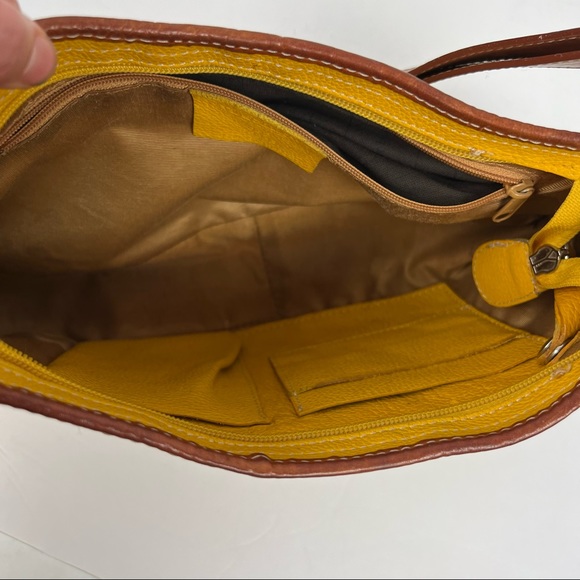 i santi Italian Pebbled Leather Yellow Shoulder Bag, Women's - Picture 5 of 9